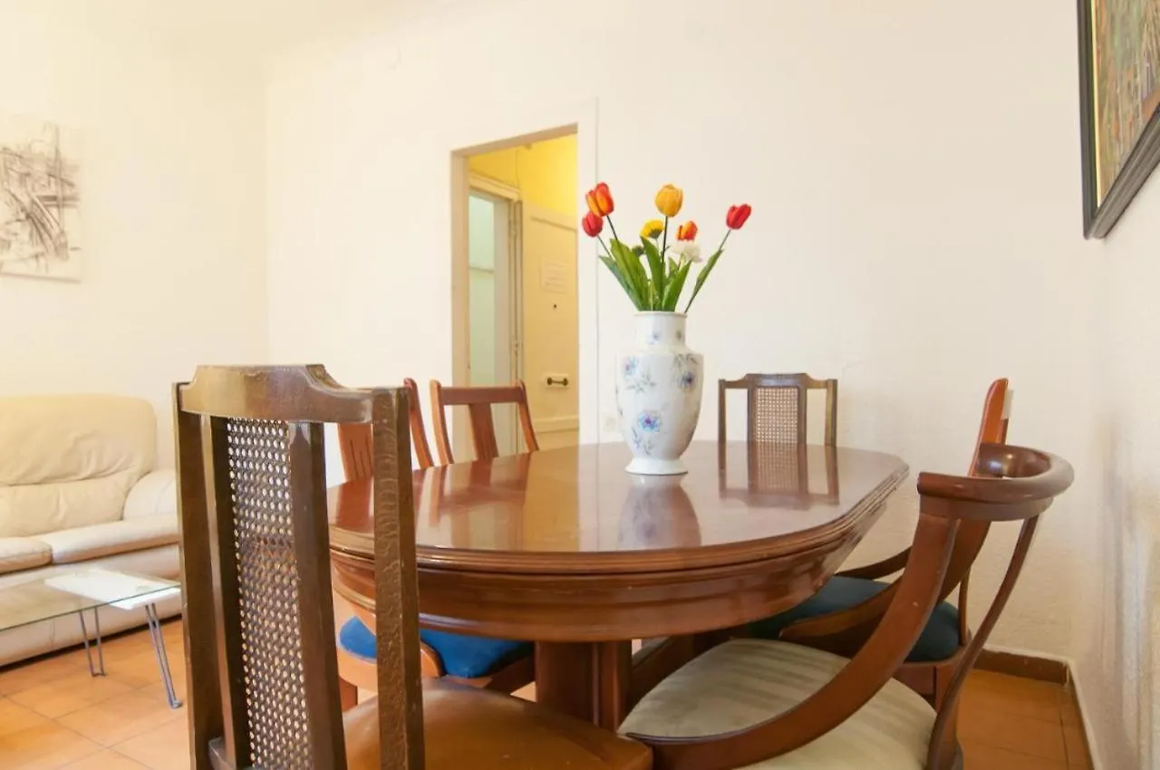 Pensjonat Room In Guest Room - Private Room With Sunny Terrace Of 200M2 3 Barcelona